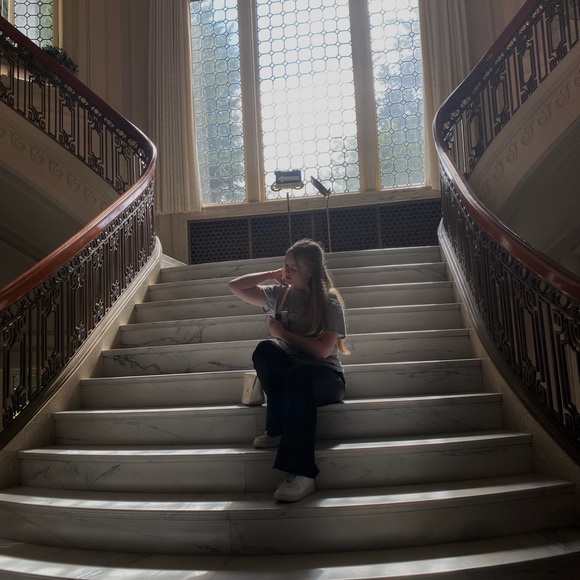 Meet your Posher, Trinity - Picture 1 of 1